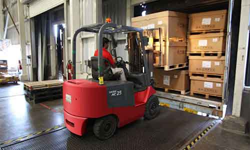 Forklift and goods in a warehouse
